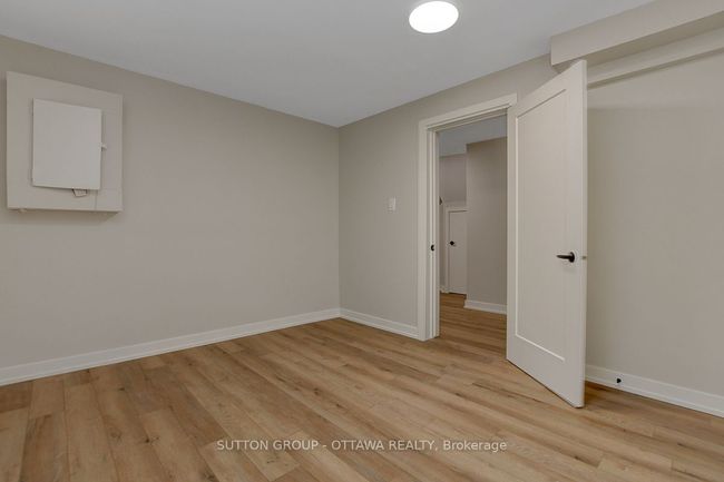 1633 Bottriell Way, House other with 5 bedrooms, 3 bathrooms and 4 parking in Orléans ON | Image 43