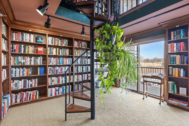 Library | Image 13