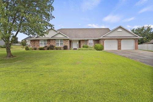 911 Golden Eye Ct, ASHLAND, MO, 65010-1163 | Card Image