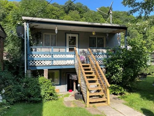 1156 North Ave, Pitcairn, PA, 15140-1044 | Card Image