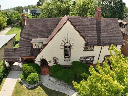 244 Arden Park Blvd, Detroit, MI, 48202-1302 | Card Image