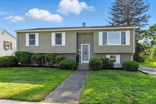 78 Saratoga Ave, Chicopee, MA, 01013-2932 | Card Image