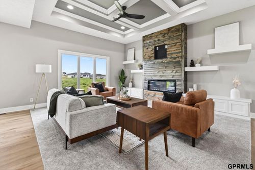 20126 U St, Omaha, NE, 68135-4275 | Card Image