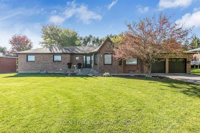 4372 10 Side Road, House other with 4 bedrooms, 4 bathrooms and 10 parking in Bradford West Gwillimbury ON | Image 4