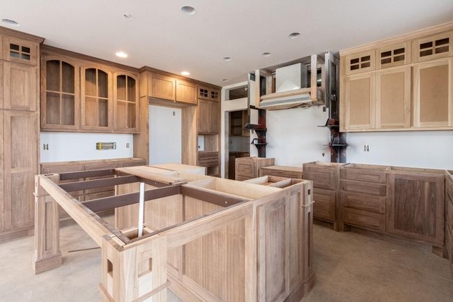 1635 County Road 135, House other with 5 bedrooms, 3 bathrooms and null parking in Hale Center TX | Image 18