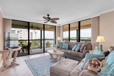 Living room with wrap around balcony | Image 3