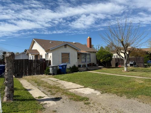 1950 Center Ave, Dos Palos, CA, 93620-2611 | Card Image