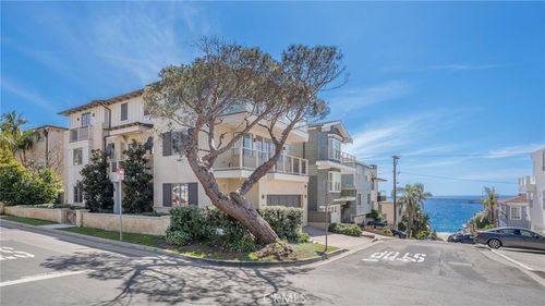 328 28th St, Manhattan Beach, CA, 90266 | Card Image