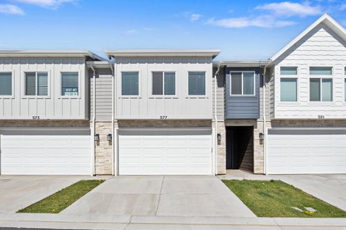 577 N Richland Valley St, Garden City, UT, 84028-7893 | Card Image