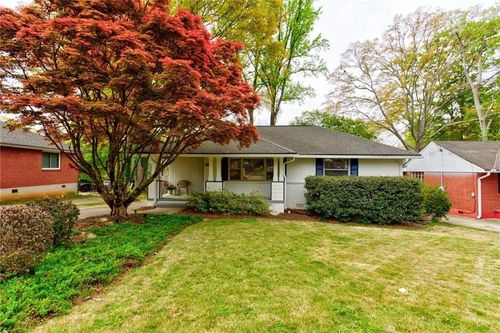 852 Frances Dr Se, Smyrna, GA, 30080-1806 | Card Image