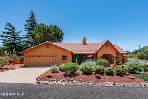 20 W Valley Dr, Sedona, AZ, 86351-7635 | Card Image