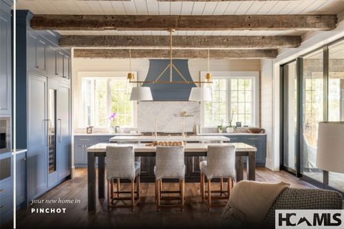 586 Mountain Meadow Ln, Cashiers, NC, 28717 | Card Image