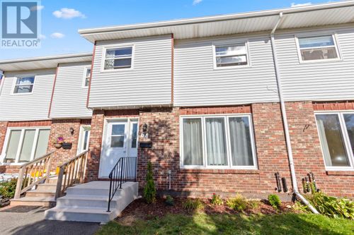 64 Dawson Crt, Charlottetown, PE, C1A8T1 | Card Image