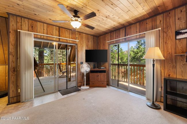 12-Living Room (1) | Image 12