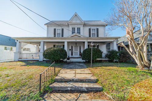 503 4th St, Spencer, NC, 28159-2221 | Card Image