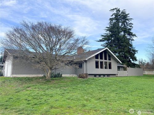 615 Arrowhead Road, Camano Island, WA, 98282 | Card Image