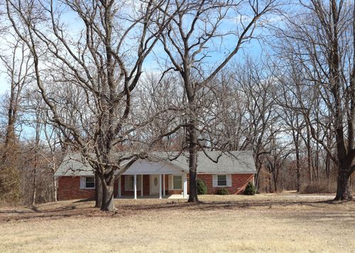 402 Highway 5 And 240, FAYETTE, MO, 65248-9575 | Card Image