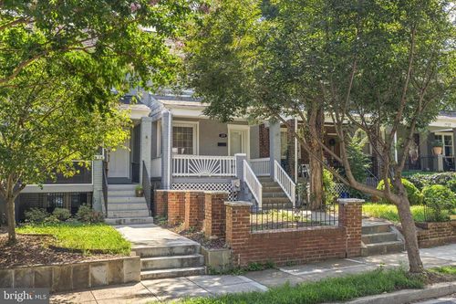 329 18th Pl Ne, WASHINGTON, DC, 20002-6601 | Card Image