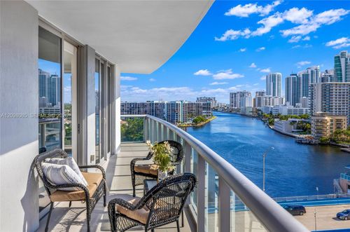 t1102-2600 E Hallandale Beach Blvd, Hallandale Beach, FL, 33009-4876 | Card Image
