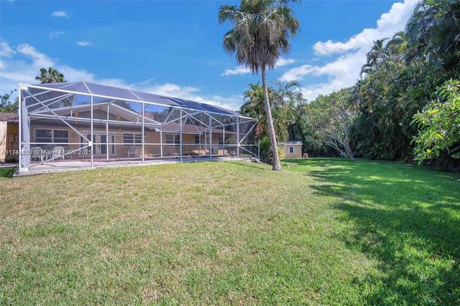 4851 Sw 106 Th Ave, House other with 3 bedrooms, 2 bathrooms and null parking in Davie FL | Image 17