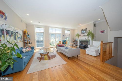 1832 Fairmount Ave, PHILADELPHIA, PA, 19130-2814 | Card Image