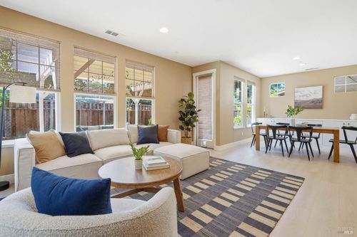 24 Bonsai Court, San Rafael, CA, 94903 | Card Image