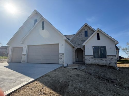 9013 Timberwood Dr, Johnston, IA, 50131 | Card Image