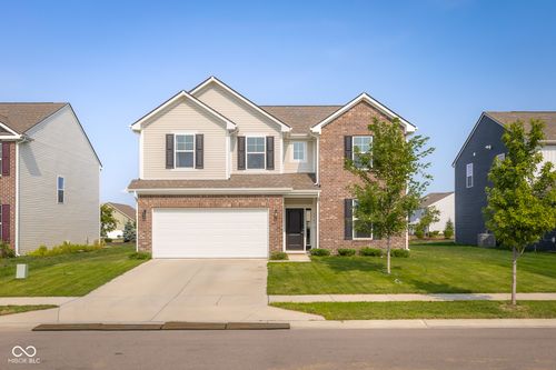 3943 Winston Lane, Columbus, IN, 47201 | Card Image