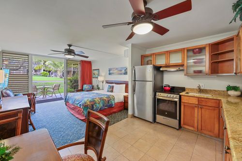 c122-5315 Lower Honoapiilani Rd, Lahaina, HI, 96761-9005 | Card Image
