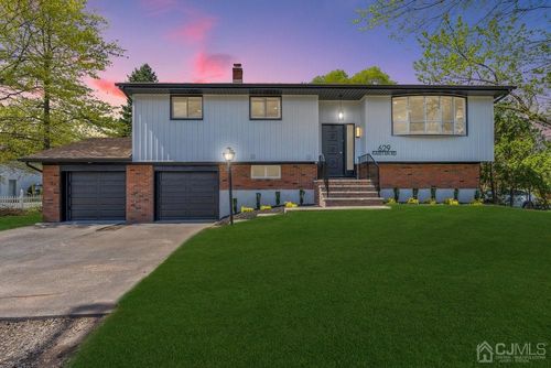 629 Raritan Rd, Cranford, NJ, 07016-3603 | Card Image