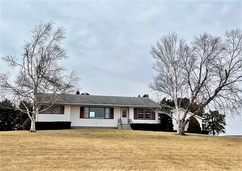 8789 Lee Rd, Waterman, IL, 60556-7057 | Card Image