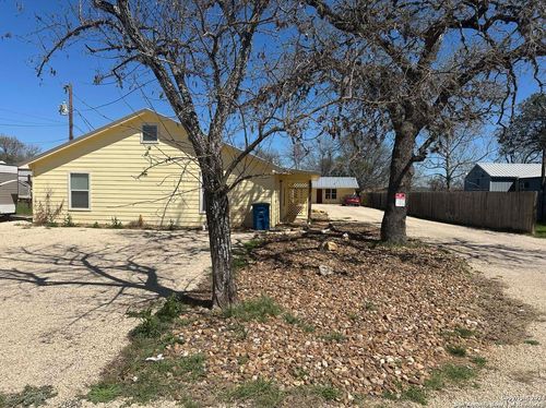 a-906 14TH ST 14th St, Bandera, TX, 78003-3453 | Card Image