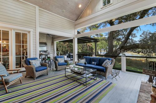 77 Cumberland Dr, Bluffton, SC, 29910-4821 | Card Image