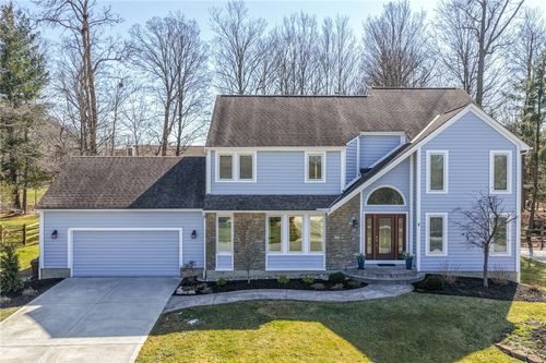 6643 Miami Trails Dr, Loveland, OH, 45140-8048 | Card Image