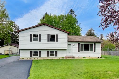 394 Pine Grove Ave, Gurnee, IL, 60031-2932 | Card Image