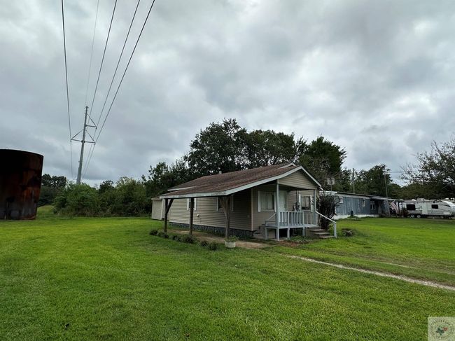 220 Landsdell Rd, House other with 2 bedrooms, 1 bathrooms and null parking in Hooks TX | Image 6