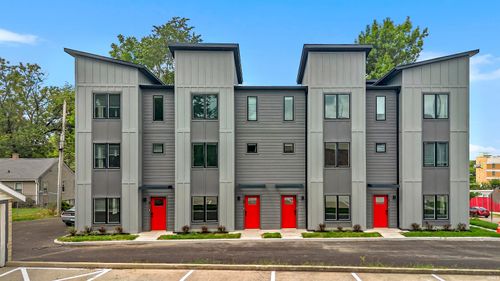 2-204 E 17th St, Bloomington, IN, 47408-1732 | Card Image