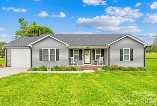 2251 Rock Dam Rd, Lincolnton, NC, 28092-6863 | Card Image