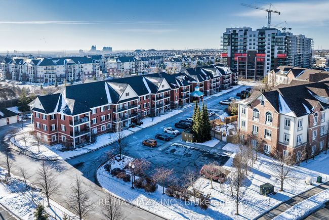 303 - 61 Clarington Blvd, Condo with 2 bedrooms, 1 bathrooms and 1 parking in Clarington ON | Image 8