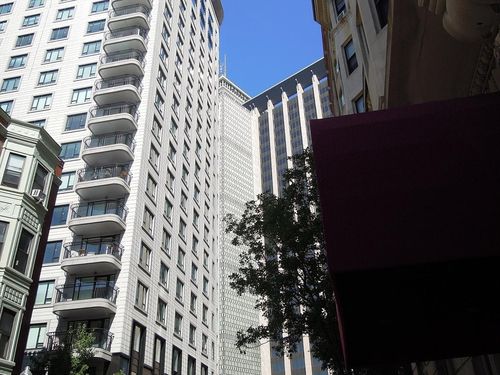 209-8 Garrison St, Boston, MA, 02116-5747 | Card Image