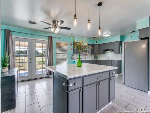 342 Killarney Dr, San Antonio, TX, 78223-2854 | Card Image