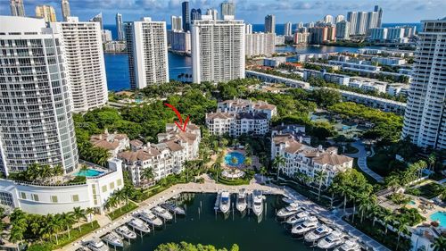 apt-402b-3900 Island Blvd, Aventura, FL, 33160-4916 | Card Image