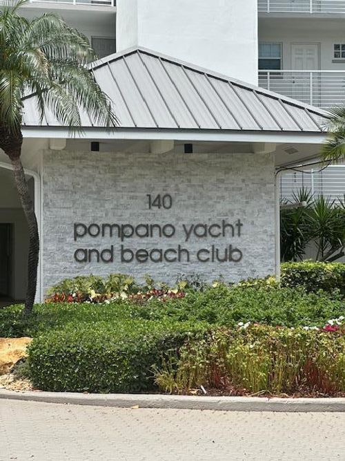 502-140 Ne 28th Ave, Pompano Beach, FL, 33062-4949 | Card Image