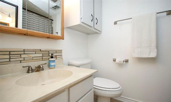 APT-212B - 12900 Walden Rd, Townhouse with 1 bedrooms, 2 bathrooms and null parking in Montgomery TX | Image 18