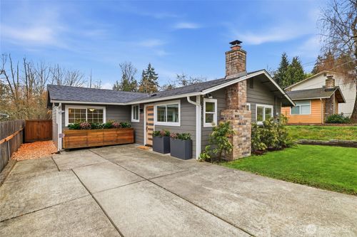 5416 30th Ave Sw, Seattle, WA, 98126-2904 | Card Image