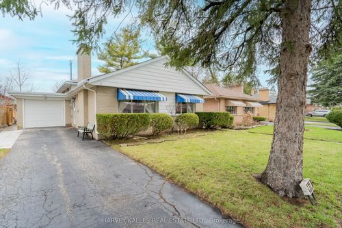 21 Barford Rd, Etobicoke, ON, M9W4H3 | Card Image
