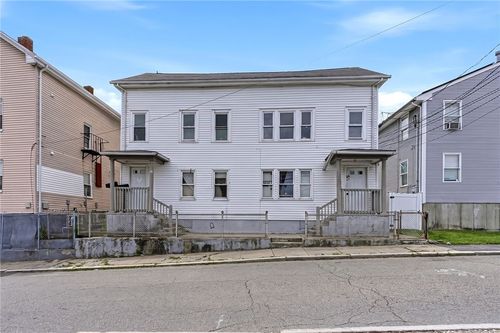 44 Veto St, Providence, RI, 02908-2407 | Card Image