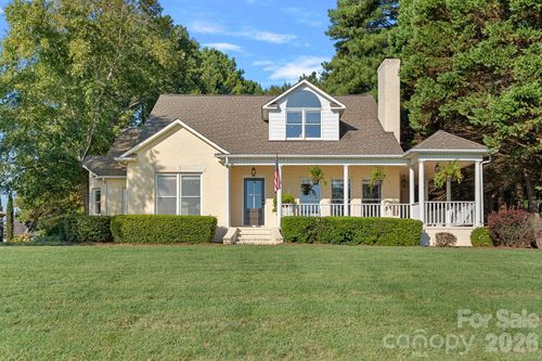 8049 Ravenwood Ln, Stanley, NC, 28164-8744 | Card Image