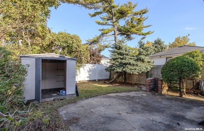 11-12 Bay 32 Nd Pl, Home with 0 bedrooms, 0 bathrooms and null parking in Far Rockaway NY | Image 14