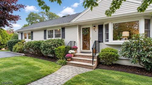 65 Parks Rd, Denville, NJ, 07834-2462 | Card Image